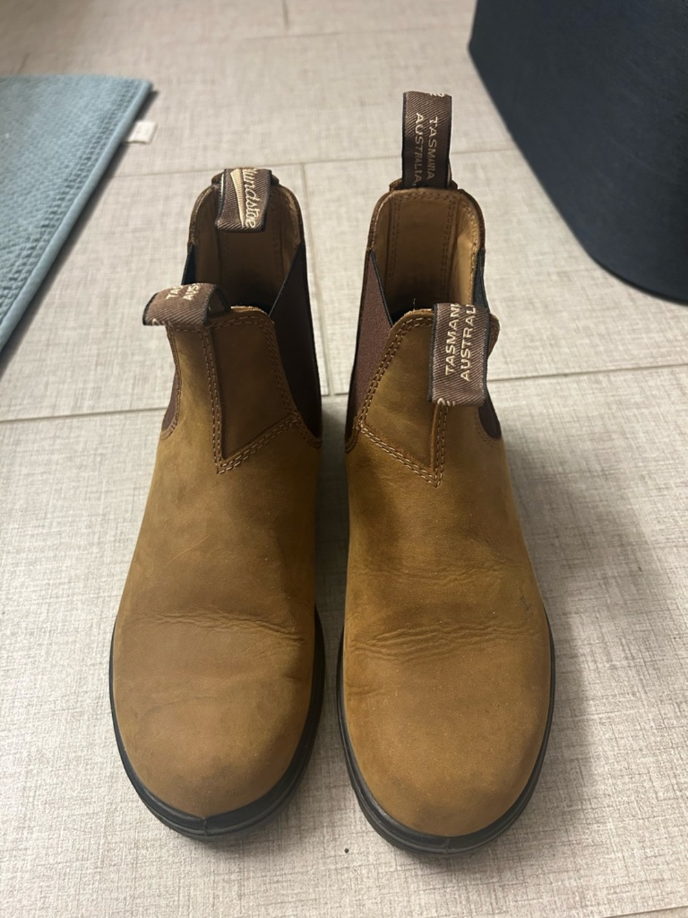 Blundstone Brown Leather Chelsea Work Boots - women’s